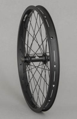 Wheel Trebol Bueno Piramide front