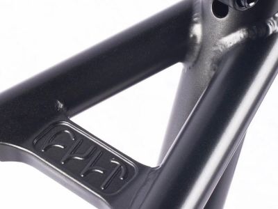 Preview: Frame Cult Biggie Max Vu Colorway