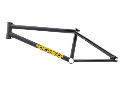 Frame Stranger Churchill