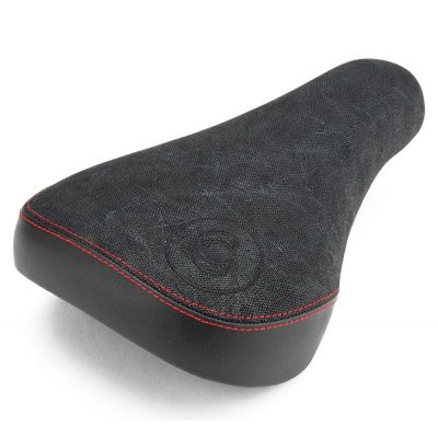 Preview: Seat Cinema Waxed Stealth Pivotal
