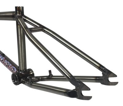 Frame Fit Heartbreaker