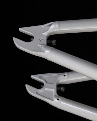 Frame Fly Bikes  Dove 13.6"