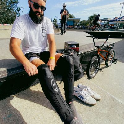 Knee Pads Shadow Super Slim V2