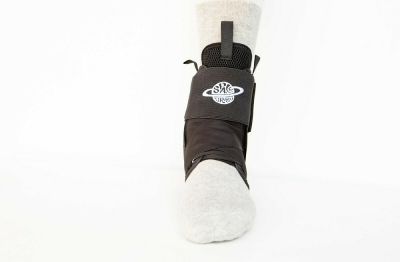 Knöchelschutz Space Brace 2.0 inkl. Whip